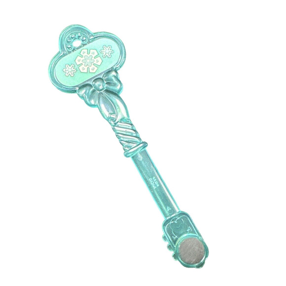 Fisher Price Vintage Princess Places Dollhouse *Replacement Key Ice Skating Pond - Picture 1 of 5